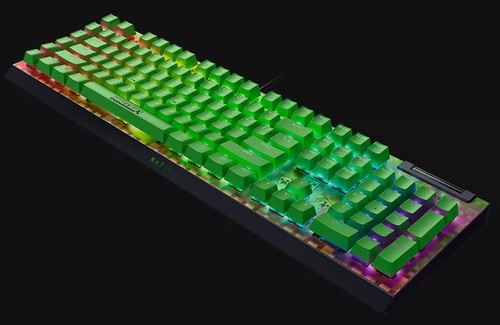 מקלדת גיימינג מכנית חוטית Razer Blackwidow V4 X Minecraft Edition