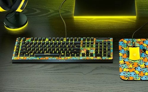 מקלדת גיימינג מכנית חוטית Razer Blackwidow V4 X Pokémon Kanto Starters Edition