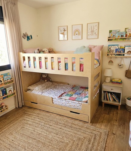 מיטת קומותיים דגם מאיה עם מיטת חבר 