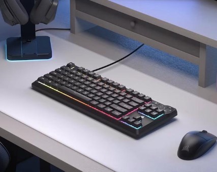 מקלדת גיימינג חוטית Corsair K55 CORE TKL RGB
