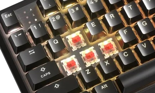 מקלדת גיימינג אלחוטית Corsair K70 CORE TKL RGB