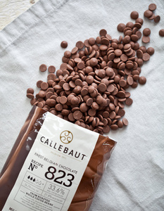 שוקולד צ׳יפס חלב CALLEBAUT במארז סגור של 1 ק