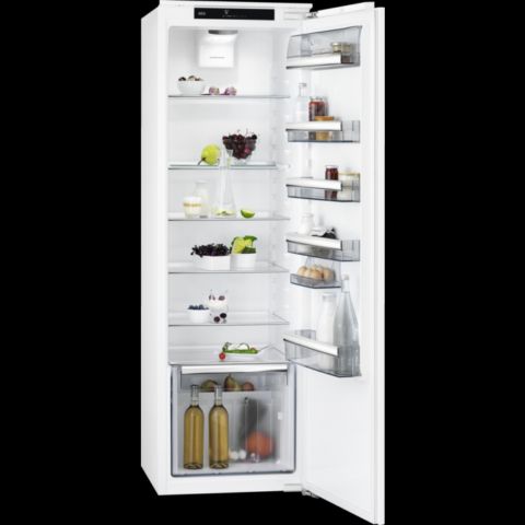 מקרריםמקרר אינטגרלי מלא 60 ס"מ SKE81821DC