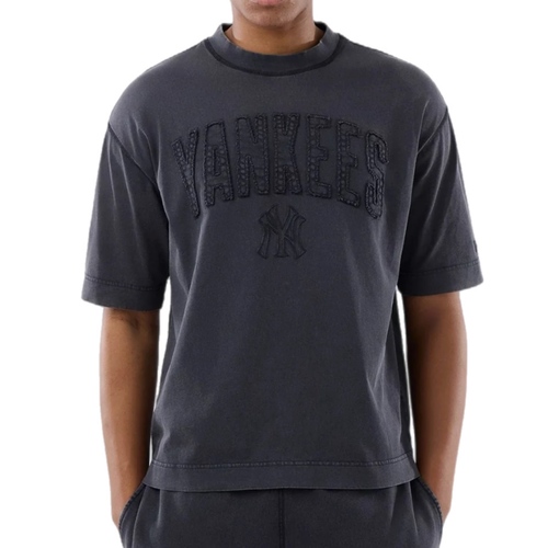 חולצה NEW ERA מידות S-XL לגברים בגוון נייבי וינטג'