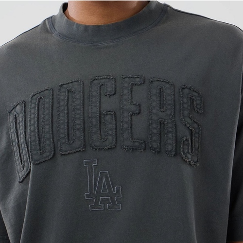 חולצה NEW ERA מידות S-XL לגברים בגוון פחם