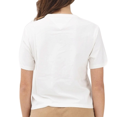 חולצה TOMMY JEANS מידות XS-XL לנשים בגוון לבן עם סמל