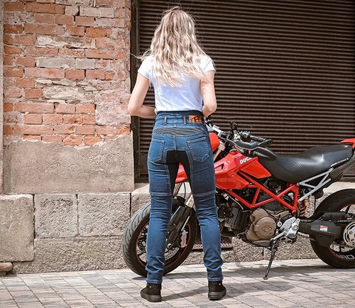 trilobite-parado-riding-jeans-blue-women-pic-back