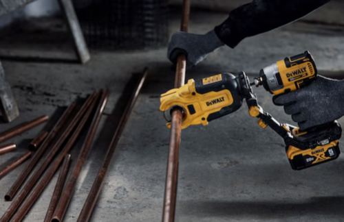 אביזר לחיתוך צינורות לנחושת בקטרים שונים DEWALT - חותך צינורות נחושת