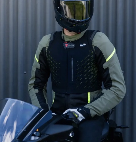 מיגון ווסט מתנפח לאופנוע SMART AIR מבית DAINESE