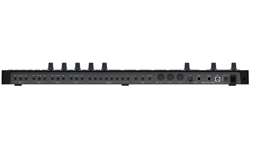 סיקוונסר ומקלדת שליטה - Arturia Keystep Pro- שחור