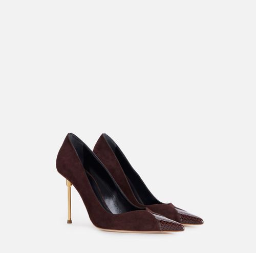 Leather pumps with sculpted heel