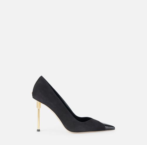 Leather pumps with sculpted heel