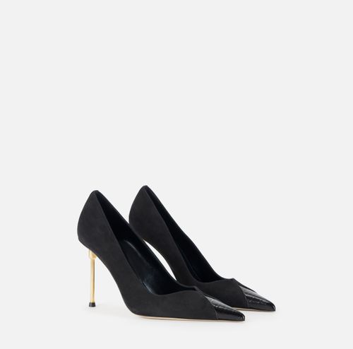 Leather pumps with sculpted heel