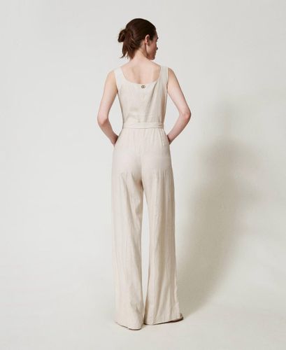 Linen blend jumpsuit with embroidery
