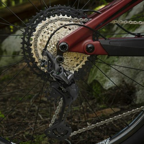 SHIMANO 8100 XT מעביר אחורי 12 הילוכים לאופני שטח