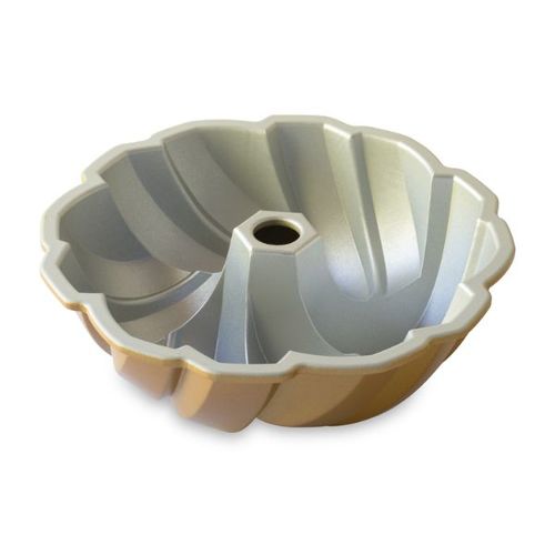 תבנית Nordic ware Bundt Braided 