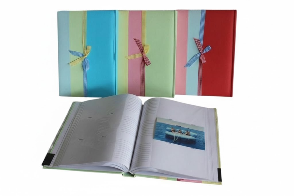 אלבום 300 כיסים 10x15 עם סרט קישוט