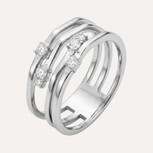 טבעת רחבה עם רצועות ושיבוץ אבנים