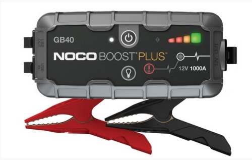 בוסטר התנעה 12V 1000A NOCO Boost דגם GB40 לרכבי בנזין עד 6 ליטר ודיזל עד 3 ליטר כולל פנס וטעינת USB