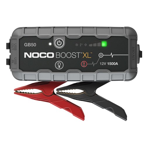 בוסטר התנעה 12V 1500A NOCO Boost דגם GB50 לרכבי בנזין עד 7 ליטר ודיזל עד 4.5 ליטר כולל פנס 200 לומנס וטעינת USB 