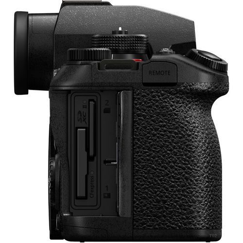 גוף מצלמה ללא מראה Panasonic Lumix S1R II
