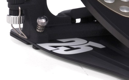 זווית נוספת pearl p2052cb double bass drum pedal