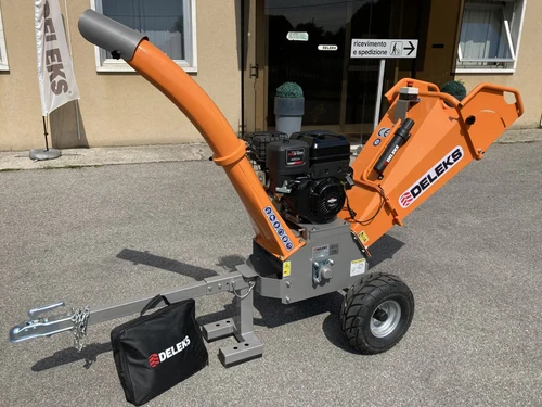 מרסקת גזם בנזין מקצועית DELEKS DK 800 BS תוצרת איטליה עם מנוע Briggs and Stratton 13.5 כ