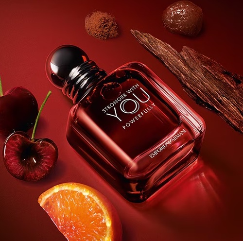 בושם לגבר Armani Stronger With You Powerfully EDP 100 ml
