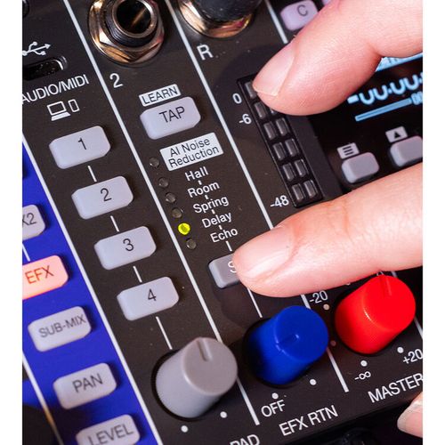 מיקסר ומקליט אודיו נייד מקצועי Zoom LiveTrak L6max