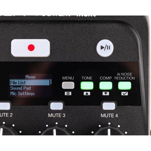 מכשיר הקלטה נייד לפודקאסט Zoom PodTrak P4next 