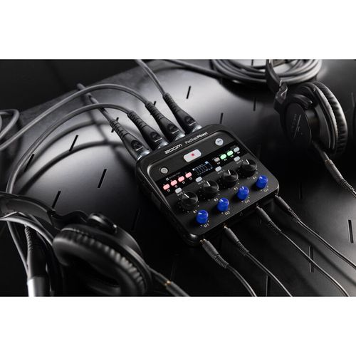 מכשיר הקלטה נייד לפודקאסט Zoom PodTrak P4next 