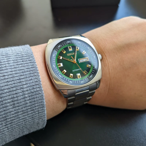 SEIKO SNKM97 אוטומטי צורת וינטג' מלאי קטן מהרו להזמין