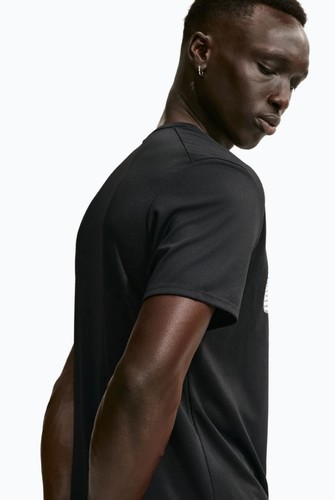 חולצת ריצה נייקי דריי פיט Nike Hyverse Dri-Fit GFX | גברים