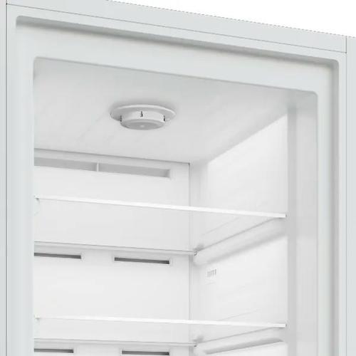 מקפיא 8 מגירות RFNE318L33WP בקו 