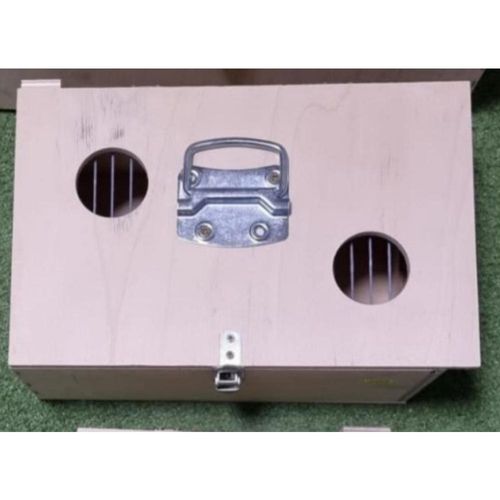 כלוב העברה מעץ בינוני