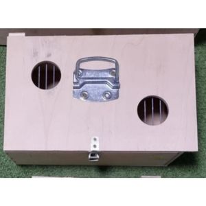 כלוב העברה מעץ בינוני