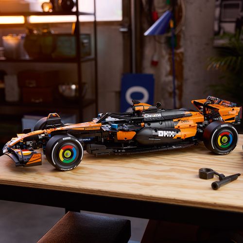 לגו טכני - מכונית McLaren MCL39 F1   (42228)