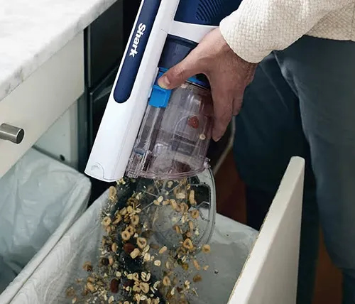 שואב אבק אלחוטי שארק דגם IZ380EU