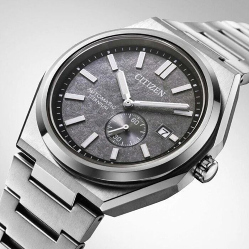 Citizen NJ0180-80H Zenshin עשוי טיטניום מנגנון אוטומטי וזכוכית ספיר