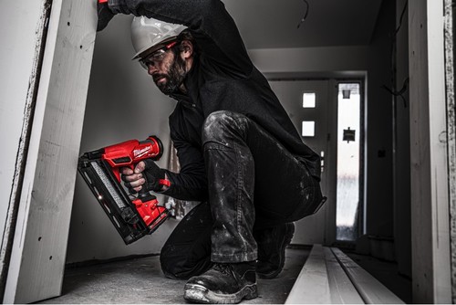 אקדח מסמרים זוותי לעץ 18V (גוף בלבד) M18 FN16GA