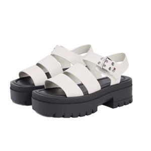 סנדל TOMMY JEANS מידות 36-41 לנשים בגוון לבן