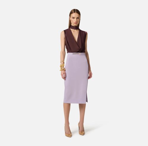 Skirt in lightweight crêpe fabric with jewel plaque