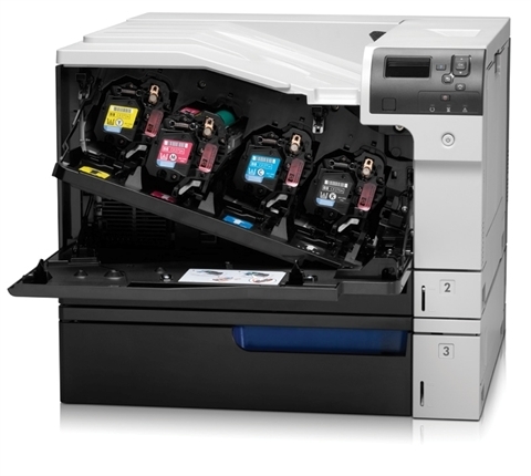 מדפסת לייזר צבעונית HP LaserJet 5525N