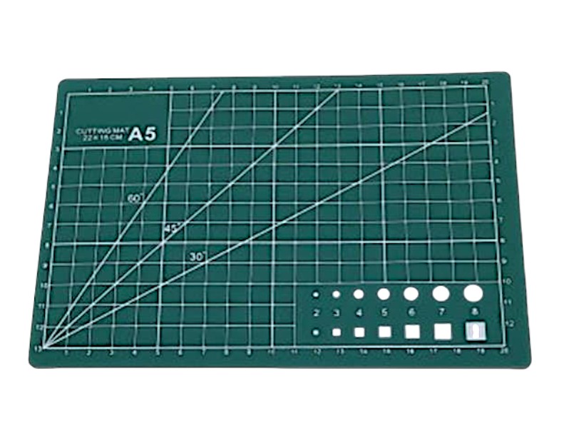משטח חיתוך מקצועי A5 לעבודות יצירה וסכיני חיתוך