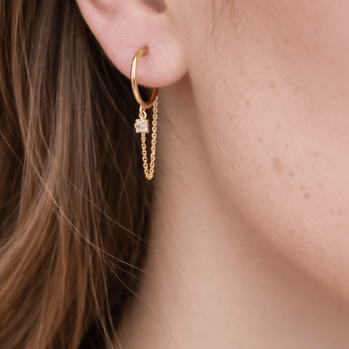 זוג עגילי גיפסי עם זרקון שקוף ושרשרת לסוגר