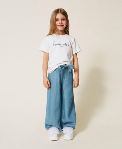 Girls' T-shirt with embroidery