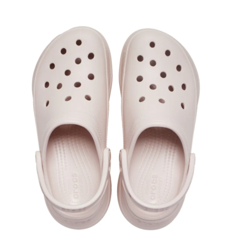כפכפי פלטפורמה CLASSIC BAE CLOG של CROCS לנשים בצבע פודרה | 35-42 | Crocs CLASSIC BAE CLOG platforms POWDER 206302