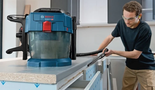 סט שואב אבק נטען רטוב/יבש + סוללה 5A +מטען BOSCH GAS 18V-10L