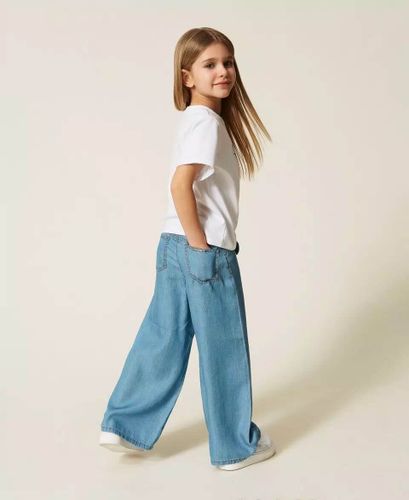 Girls’ wide-leg jeans with belt