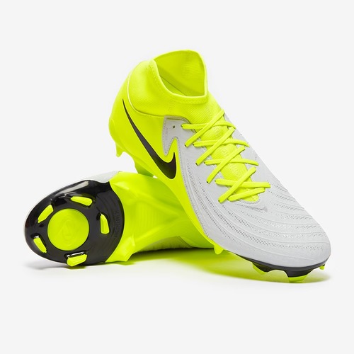 נעלי כדורגל  Nike Phantom Luna II Academy